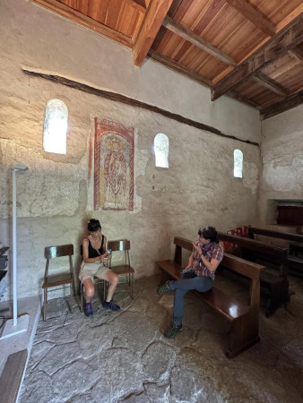 Momento di pausa per Marisa e Francesca (foto L. Bettosini)